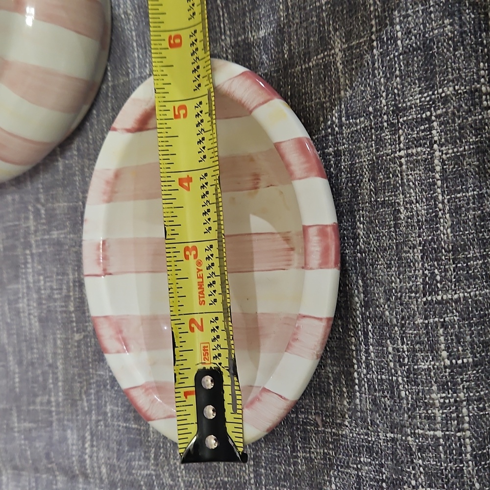 MacKenzie-Childs Pink and White Ceramic Dish Set - Picture 6 of 8